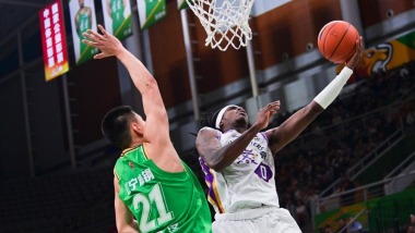 CBA：辽宁本钢胜北京控股