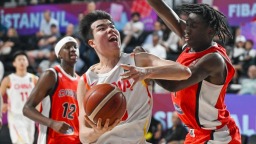 男篮U17世界杯小组赛：中国队负于加拿大队