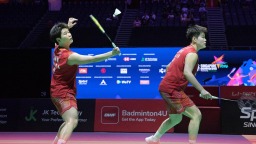 新加坡羽毛球公开赛：刘圣书/谭宁晋级女双决赛