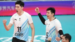 男排超级联赛：北京北汽胜辽宁凤城