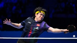 澳门乒乓球世界杯：王楚钦、温瑞博迎“开门红”