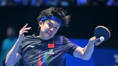 亚洲杯乒乓球赛：王楚钦胜冯翊新