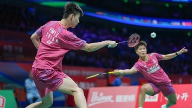 羽毛球亚锦赛：冯彦哲/黄东萍晋级混双八强