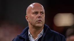 利物浦主帅斯洛特：安菲尔德奇迹仍有可能