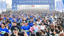 2025连云港·连岛半程马拉松鸣枪开跑