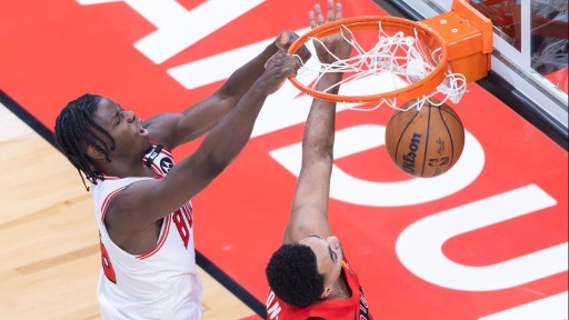 NBA常规赛：猛龙胜公牛
