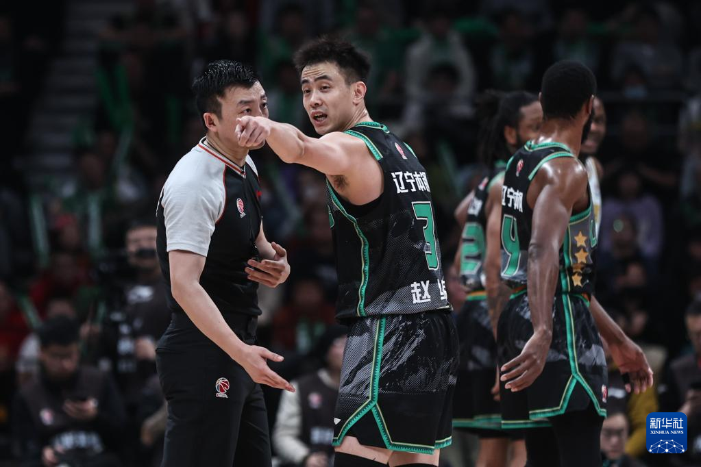 CBA常规赛：辽宁本钢不敌浙江方兴渡