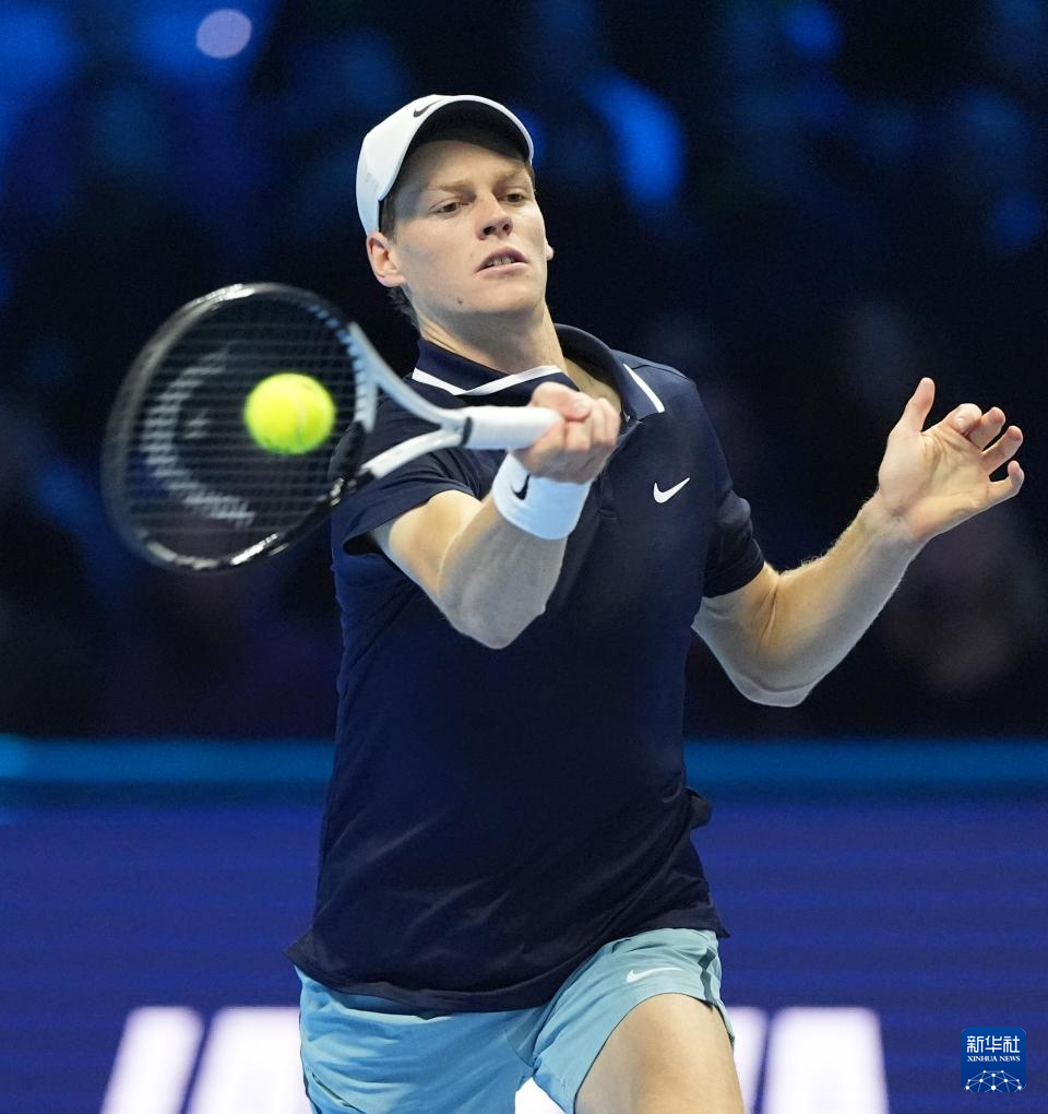 ATP年终总决赛：辛纳胜梅德韦杰夫