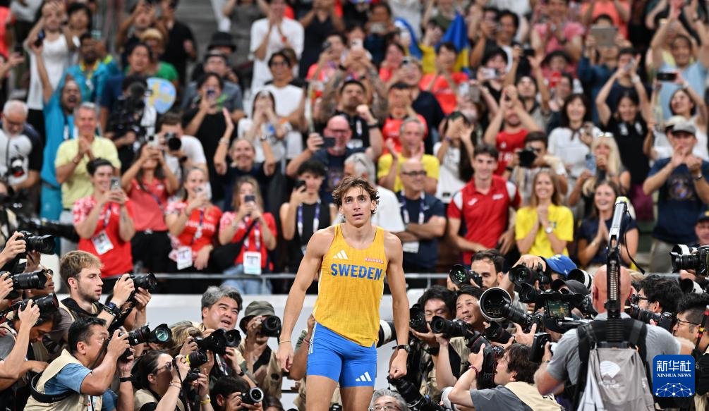 田径世锦赛杜普兰蒂斯打破男子撑杆跳高世界纪录