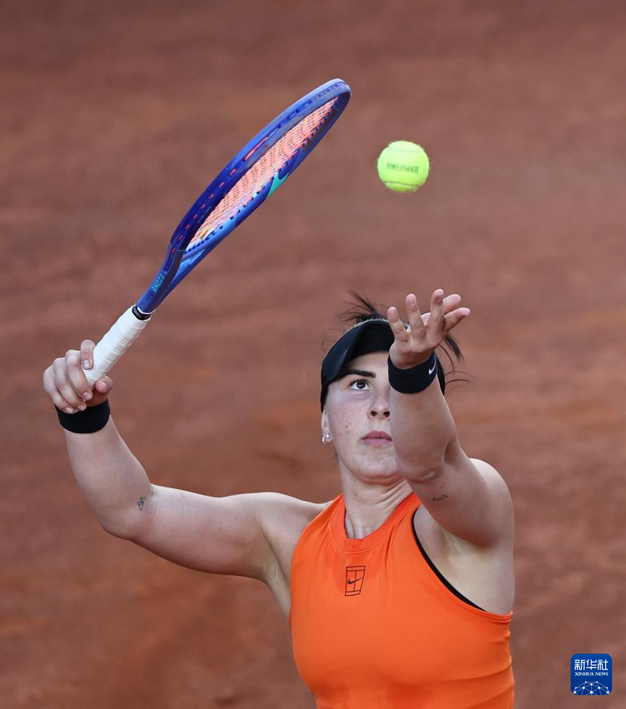 WTA1000罗马站：郑钦文晋级八强