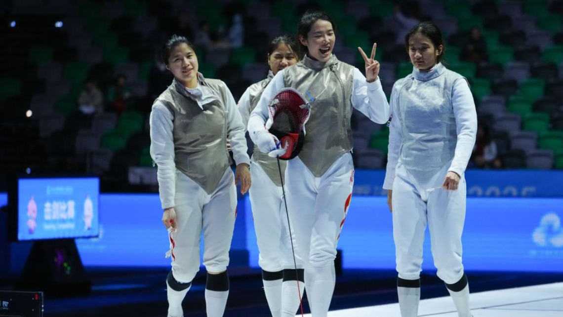 十五运会击剑——女子花剑团体金牌赛：福建队夺冠