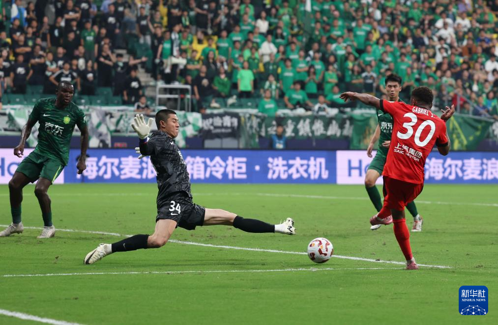 中超：北京国安不敌上海海港
