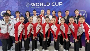 艺术体操世界杯塔什干站：中国队包揽集体项目三金
