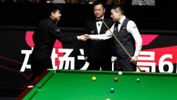 斯诺克上海大师赛：赵心童、吴宜泽晋级八强