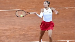 WTA1000罗马站：郑钦文晋级16强