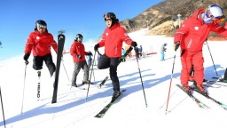 撬动万亿，冰雪经济何以滚烫？