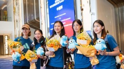 世界女排联赛总决赛：中国队抵达澳门