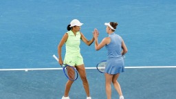 澳网女双半决赛：张帅组合对阵柴原瑛菜/兹沃纳列娃