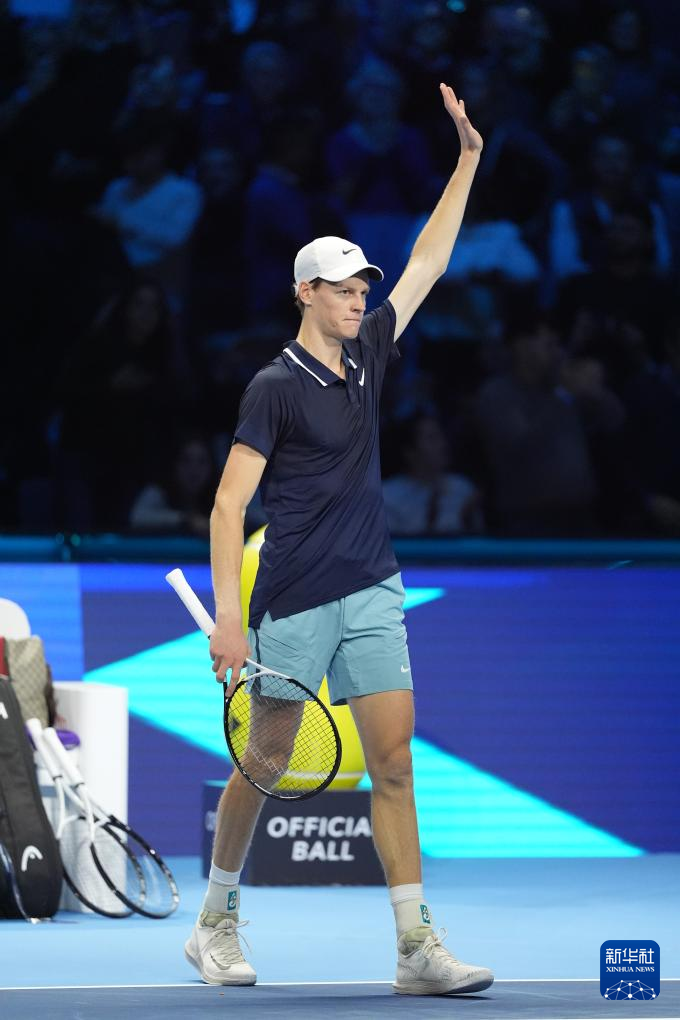 ATP年终总决赛：辛纳胜梅德韦杰夫