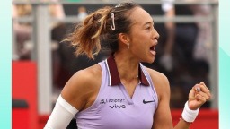 郑钦文当选WTA2025年度最受球迷欢迎单打球员