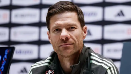 皇马换帅：阿隆索“下课” 阿韦洛亚接班