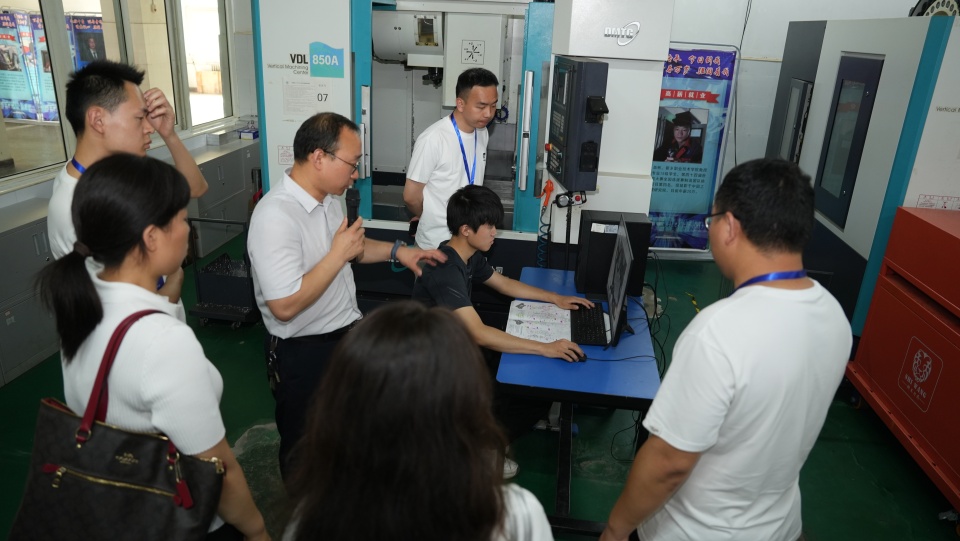 “打”出技能奥斯卡！揭开新乡职业技术学院“硬核炼匠密码”