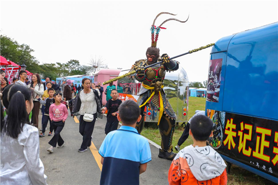 62.64万人次 国庆假期信阳光山旅游“热辣滚烫”