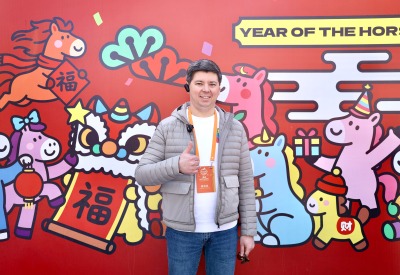 “豫”见中国年|俄罗斯驻华大使馆公使衔参赞萨利穆林·列纳尔：俄中双方有很多机会进一步提升合作水平_fororder_俄罗斯公使衔参赞