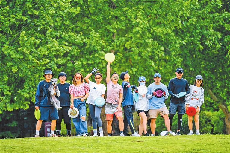 河南把户外热玩成大生意 你为什么爱在朋友圈晒户外？