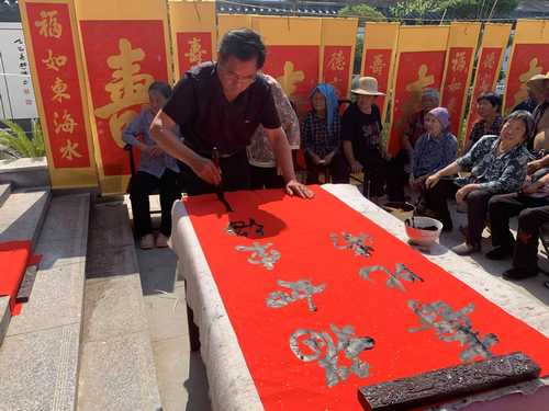 开封市杞县官庄乡：浓情“粽”意迎端午 书香墨气润村居_fororder_图片2