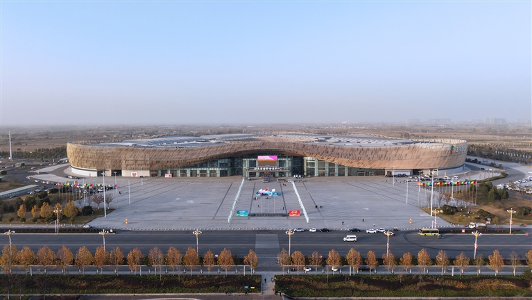 一座内陆城凭啥圈粉50国？——从驻马店农加会看展会对区域经济拉动效应