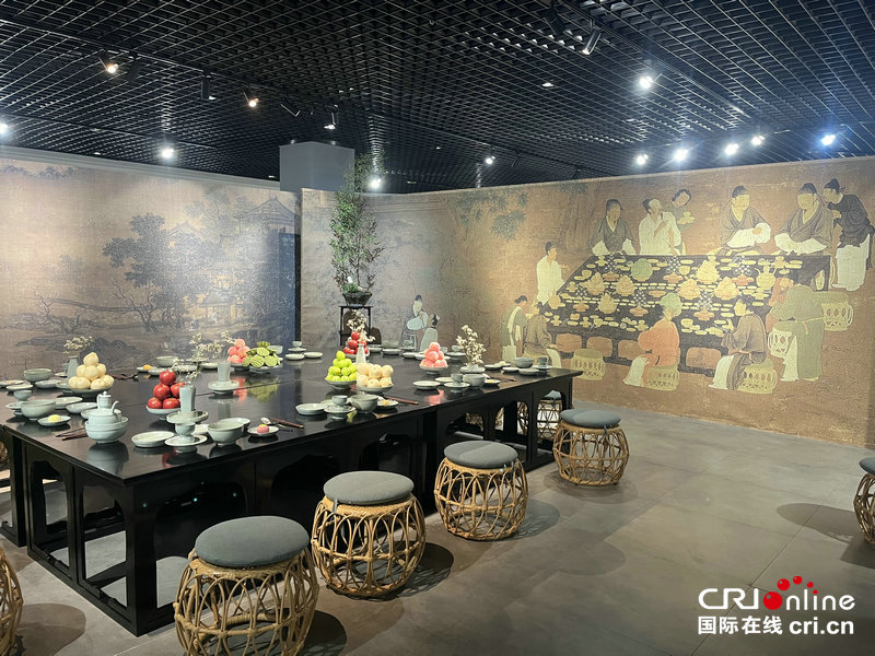 在开封国际艺术品保税仓“豫”见毕加索 推动“两器一服”走向全球_fororder_微信图片_20250629144015_1
