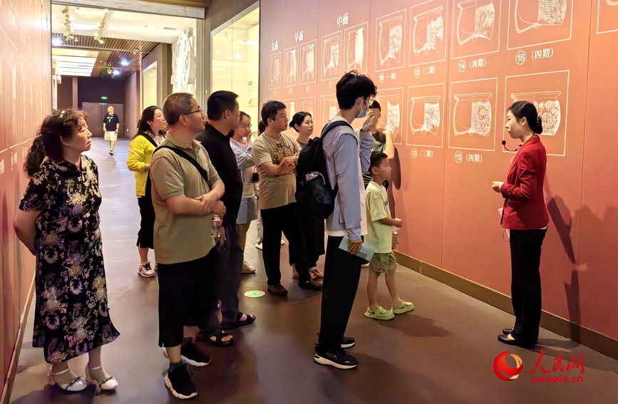 探秘殷商文明 殷墟博物馆迎暑期参观热潮