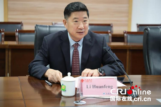 7国24学员河南“练真功” 少林武术跨国培训班启动_fororder_图片2
