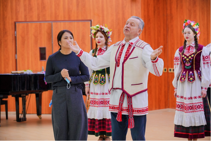 以艺为桥 联通中外 河南艺术职业学院第五届中外文化艺术交流月圆满落幕