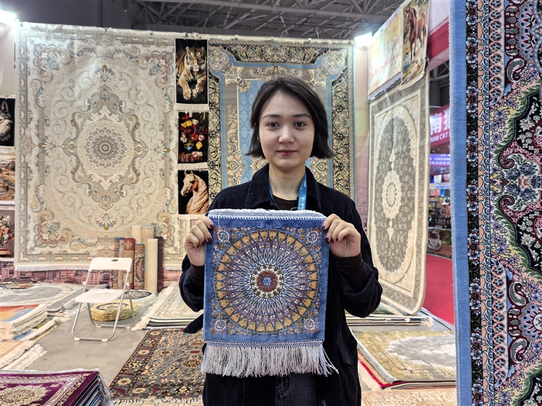 一座内陆城凭啥圈粉50国？——从驻马店农加会看展会对区域经济拉动效应