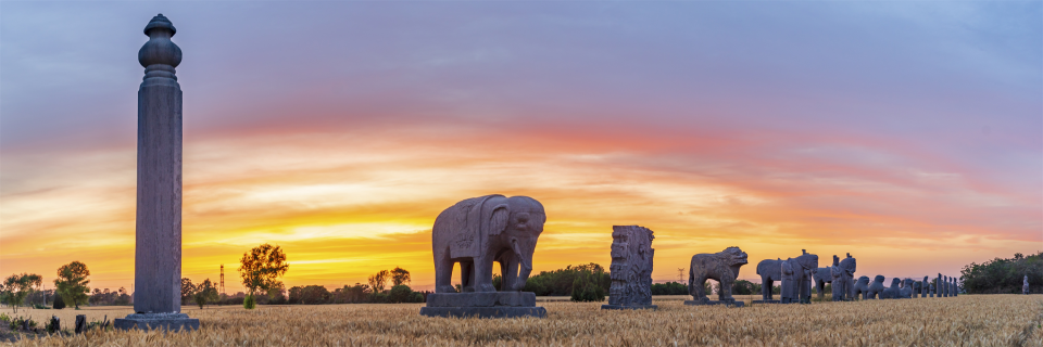 Z视觉 | 钢铁机甲、美哉宋陵、晴云阁月升……镜头里的郑州也太美了