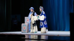 程派名家李佩泓领衔京剧《锁麟囊》上演 连台好戏持续擦亮“郑州有戏”文化名片