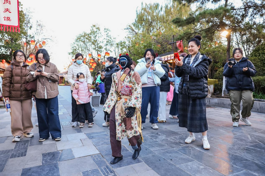 【2025打卡中國(guó)】風(fēng)起河南 挺立潮頭