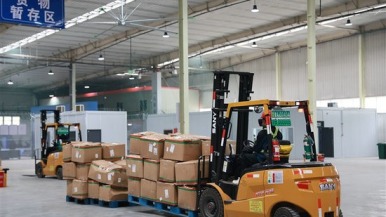 国内最大前置货站投用 河南“卖全球”按下快捷键