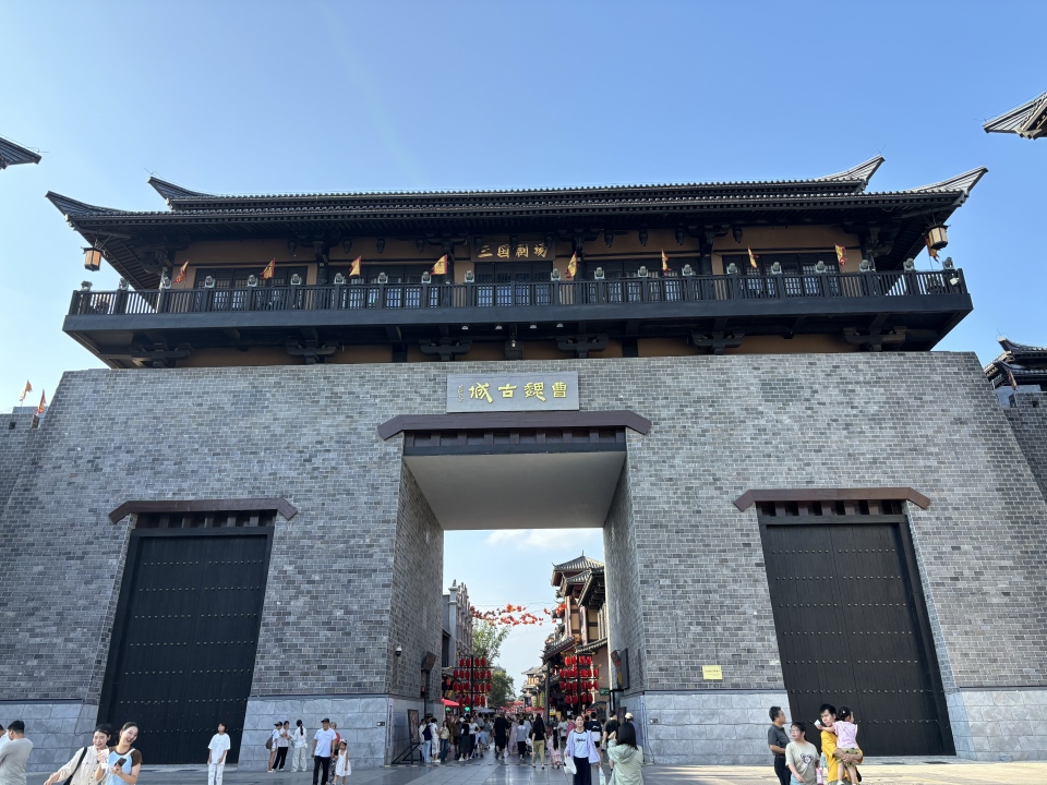 韩国旅行商代表“踩线”河南 共谋旅游合作新篇章