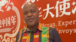 驻华使节贺新春|津巴布韦驻华大使馆公使衔参赞潘迪赛·马耶拉：马年福到 春节快乐