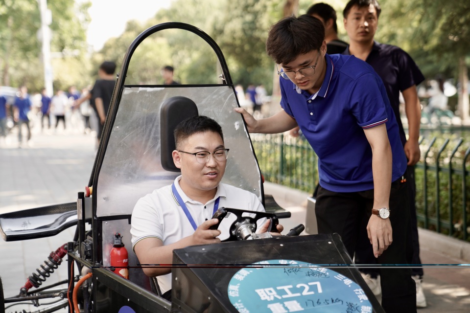 “打”出技能奥斯卡！揭开新乡职业技术学院“硬核炼匠密码”