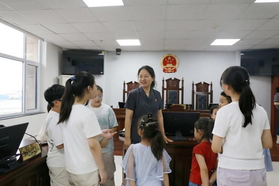 “童”心向法 逐梦未来 河南省武陟县法院开展庆“六一”开放日活动_fororder_图片10