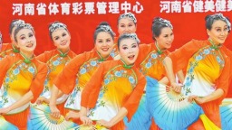 河南体育：马年新春马蹄疾
