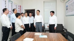刘宁徐令义到濮阳市清丰县、南乐县调研
