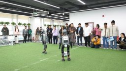 【2025打卡中国】外国网红点赞“Amazing郑州”：在这里看见未来中国的模样