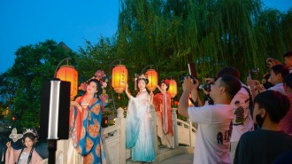 行进中国｜古今交融添新韵 暑期文旅势头劲