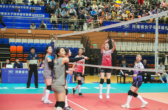 港区文旅融合新亮点：女排激战正酣 非遗魅力绽放_fororder_微信图片_20251013142112_393_13