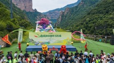 徒步宝泉 与山水美景相伴